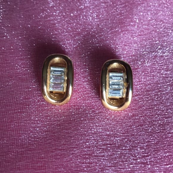 Christian Dior Gold and Chrystal Vintage Designer Earrings clip ons - Picture 6 of 14